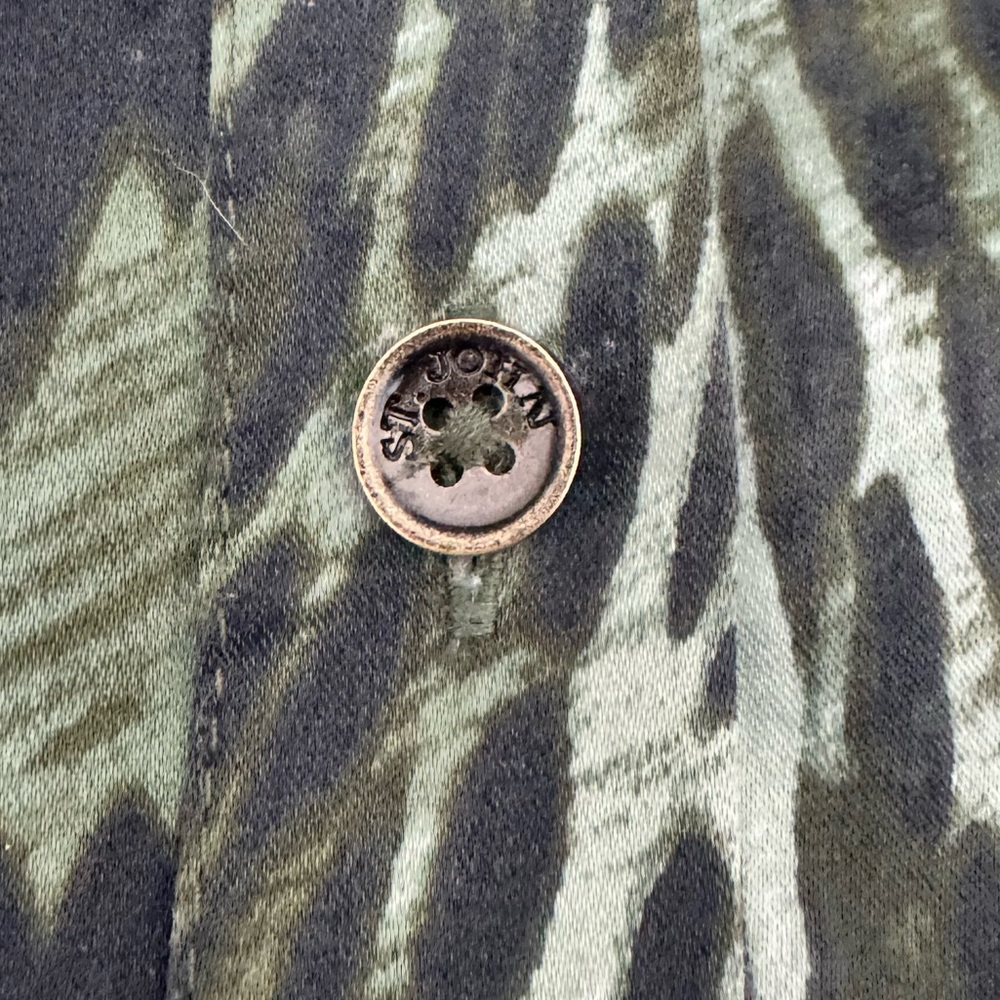 St. John Sport Green Cheetah Button Up - Picture 5 of 6